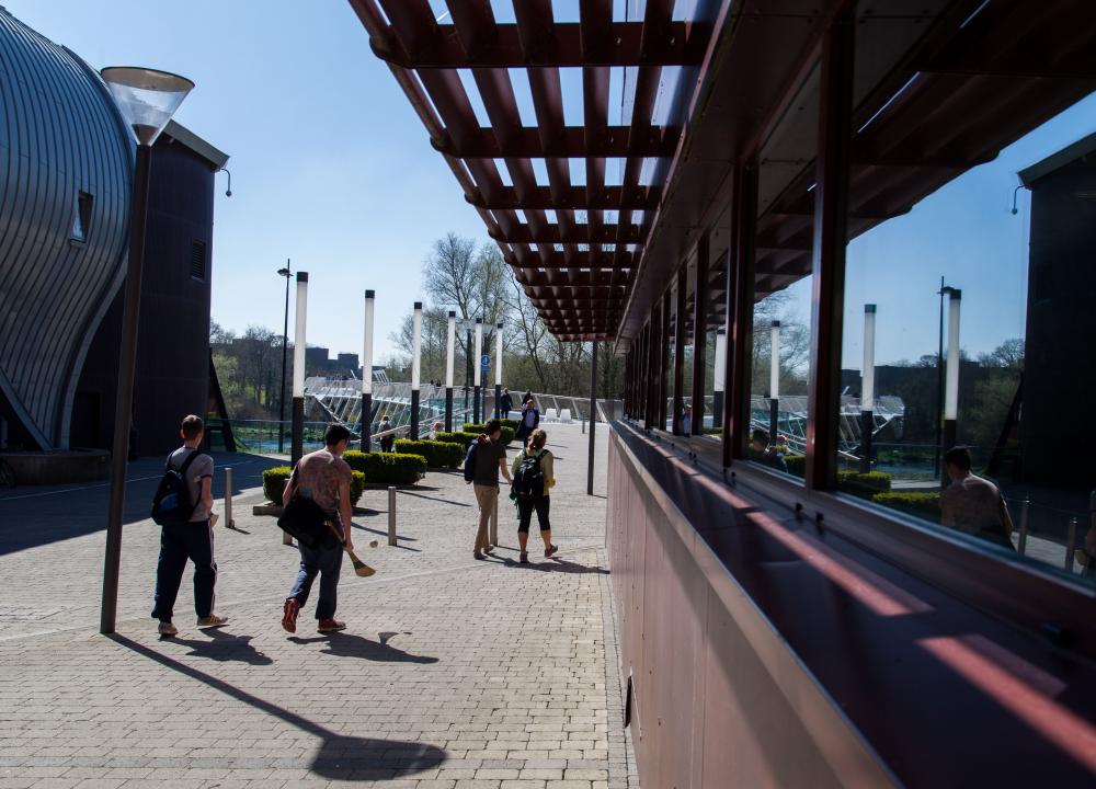Sunny day on UL campus